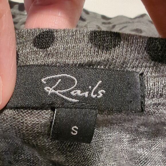 Rails Womens Linen Top Small Sami Charcoal Leopard Cheetah Gray Long Sleeve - Picture 3 of 5